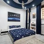 Galaxy Studio Near Bucharest Old Town